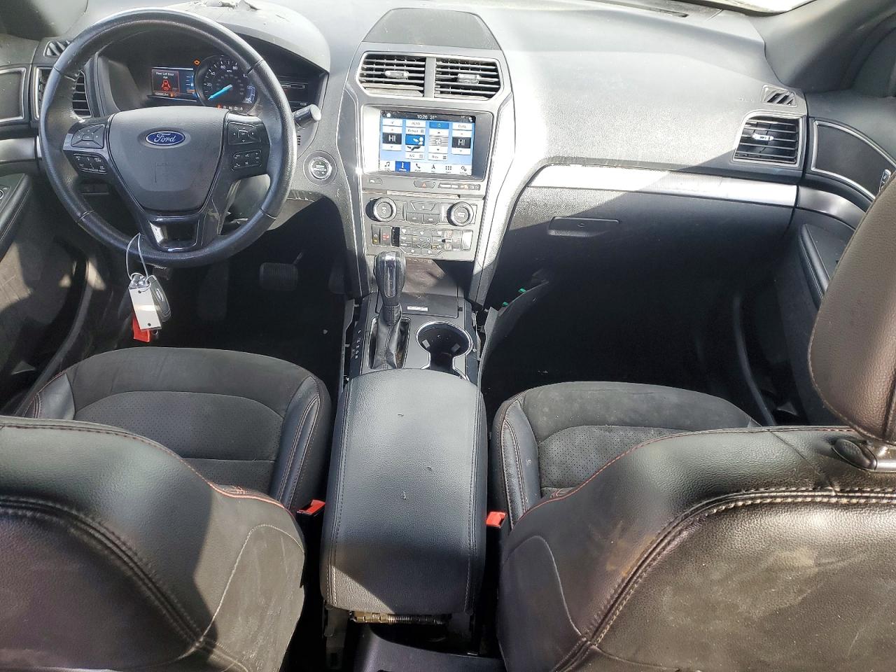 2018 FORD EXPLORER XLT photo 15