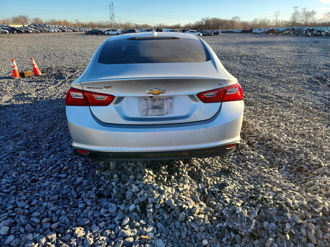 2017 CHEVROLET MALIBU LT photo 11