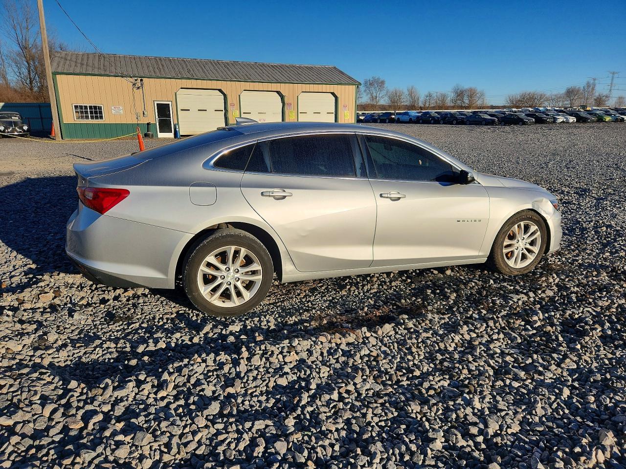 2017 CHEVROLET MALIBU LT photo 5