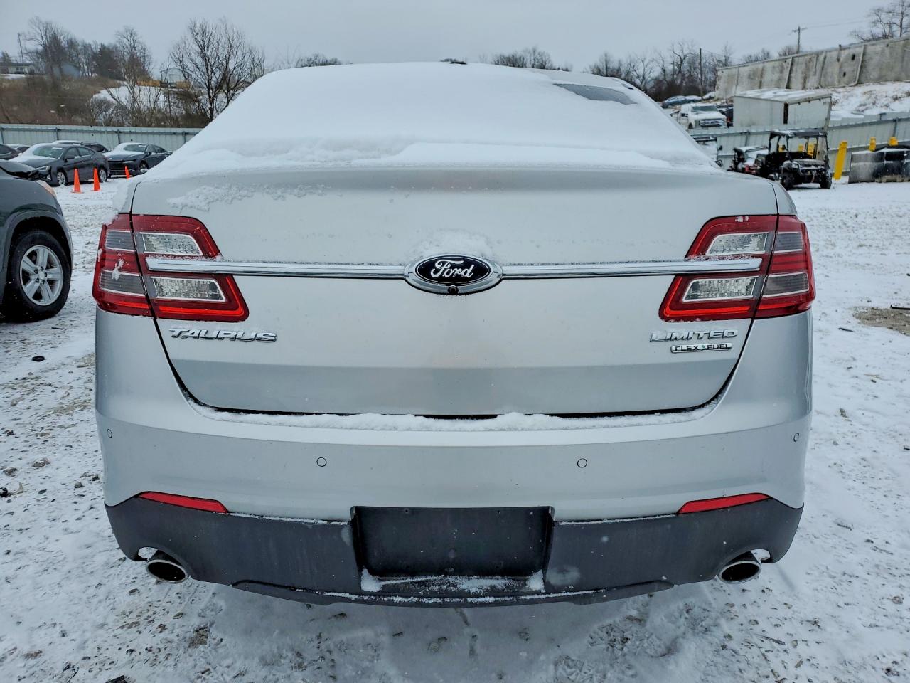 2015 FORD TAURUS LIMITED photo 6