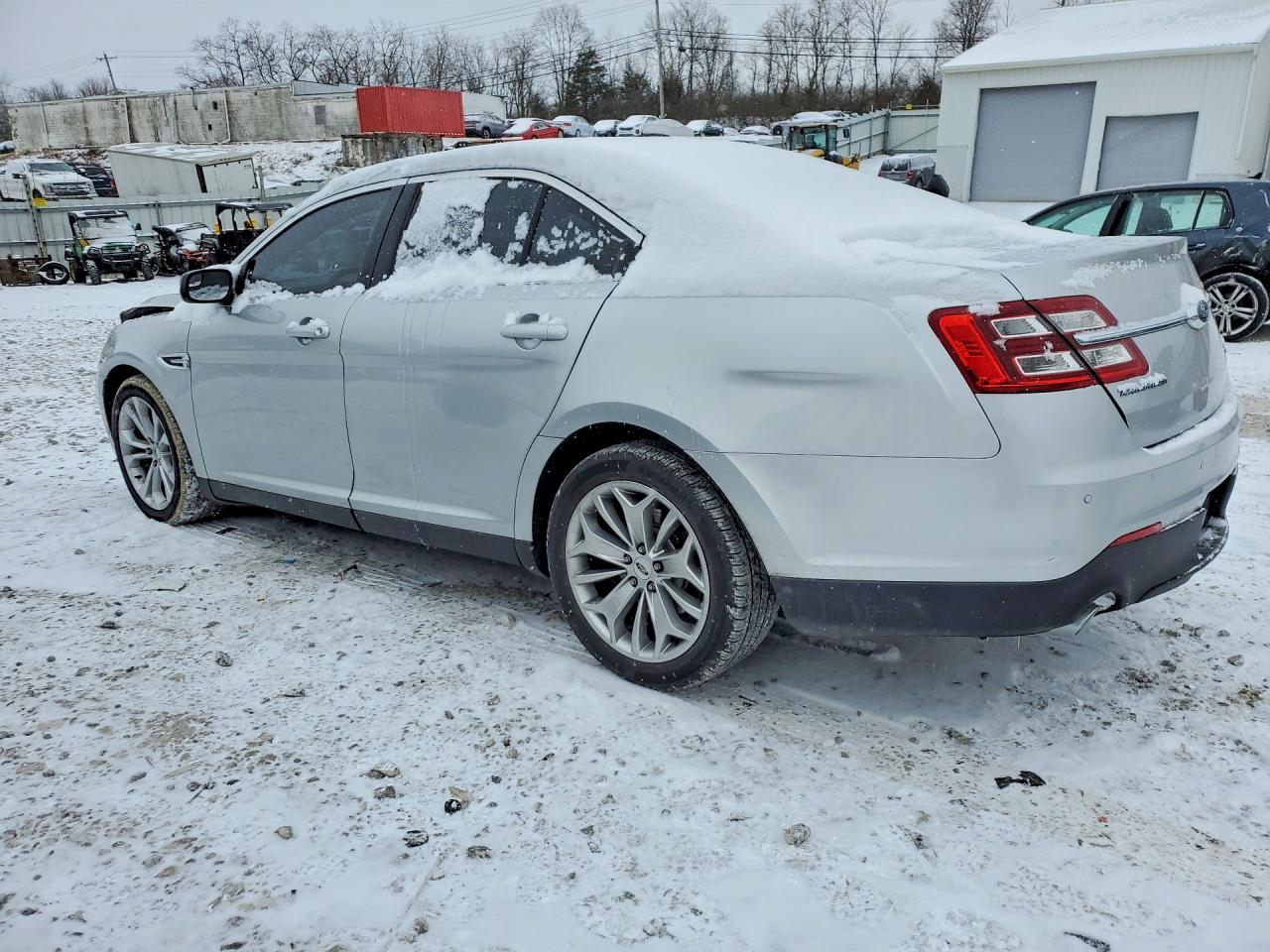 2015 FORD TAURUS LIMITED photo 2