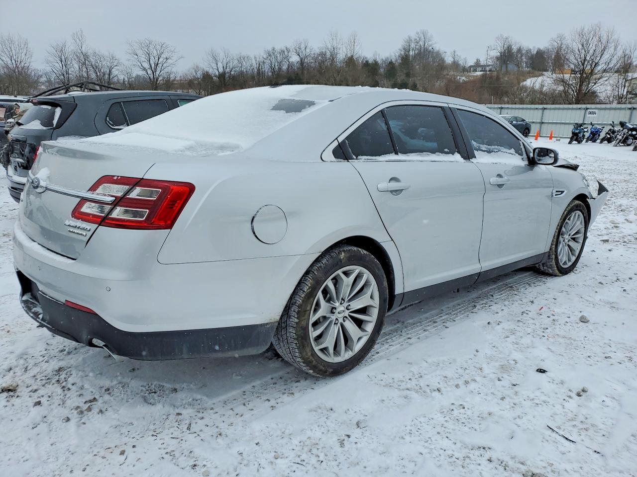 2015 FORD TAURUS LIMITED photo 3