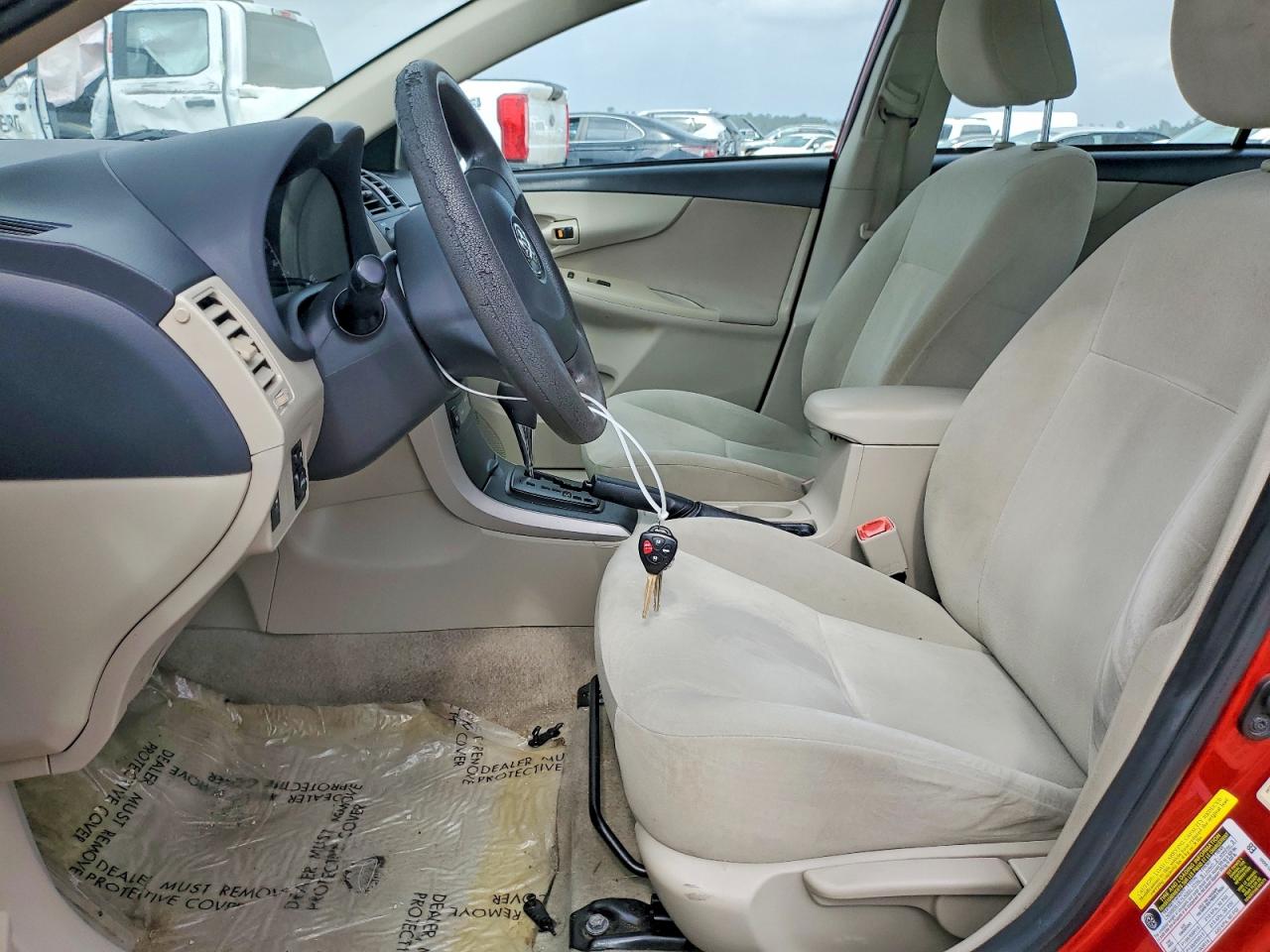 2012 TOYOTA COROLLA L photo 7