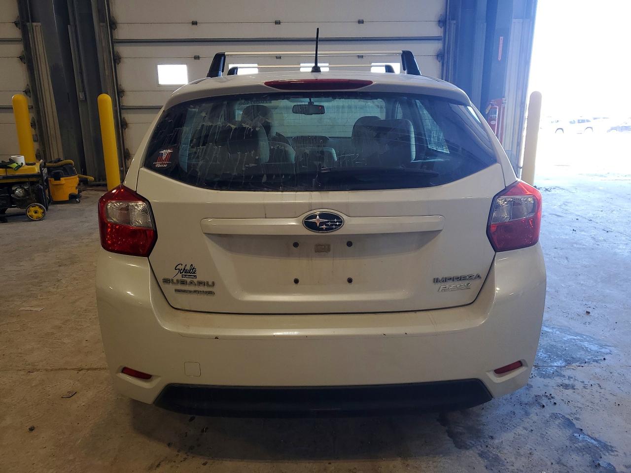 2014 SUBARU IMPREZA photo 16