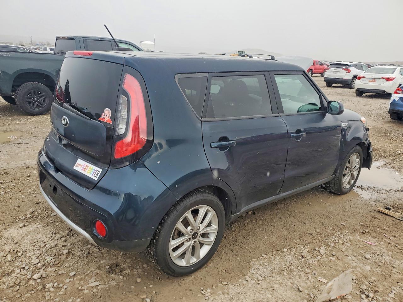 2017 KIA SOUL + photo 3