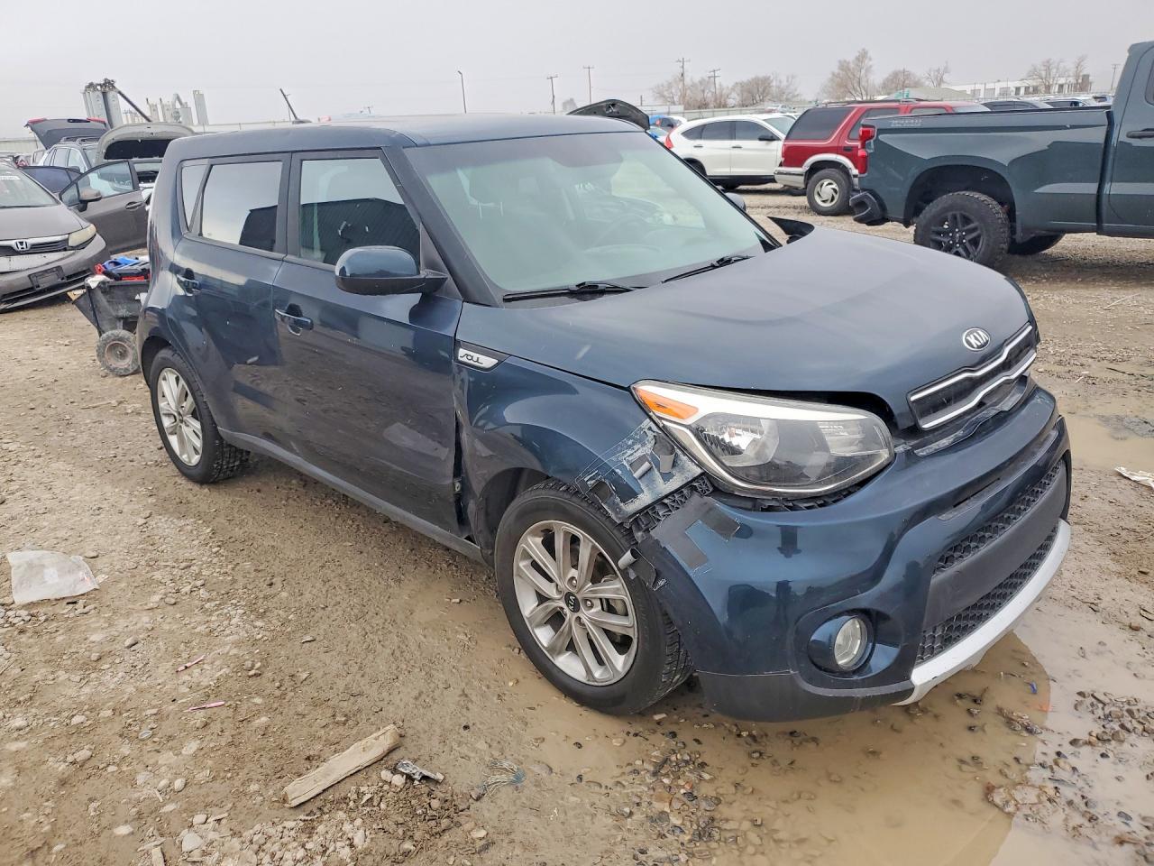 2017 KIA SOUL + photo 4