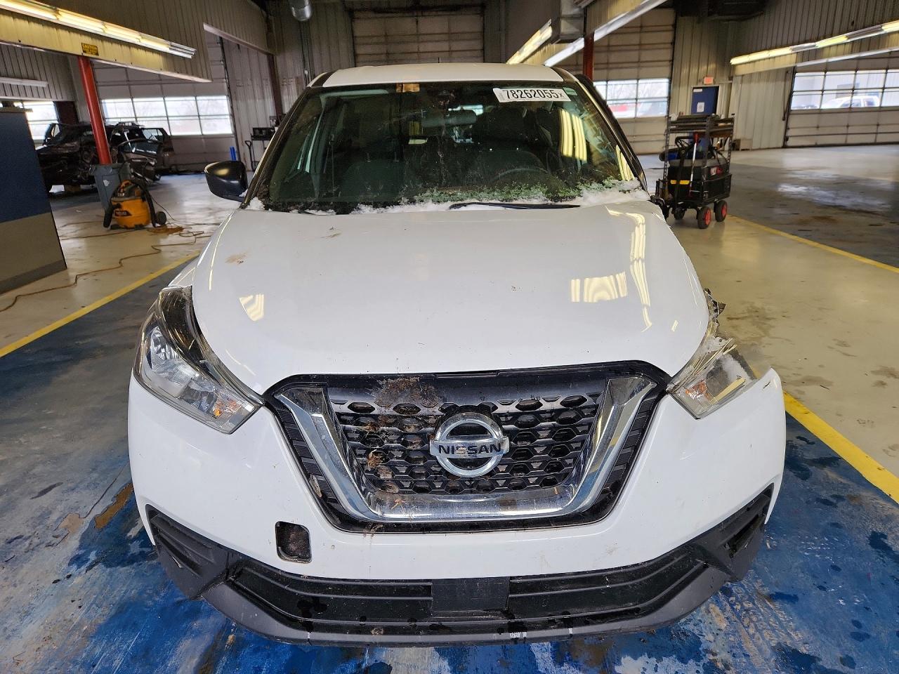 2020 NISSAN KICKS S photo 9