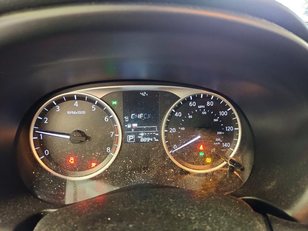 2020 NISSAN KICKS S photo 17
