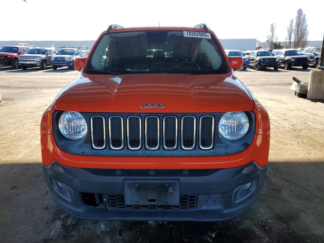 2017 JEEP RENEGADE LATITUDE photo 9