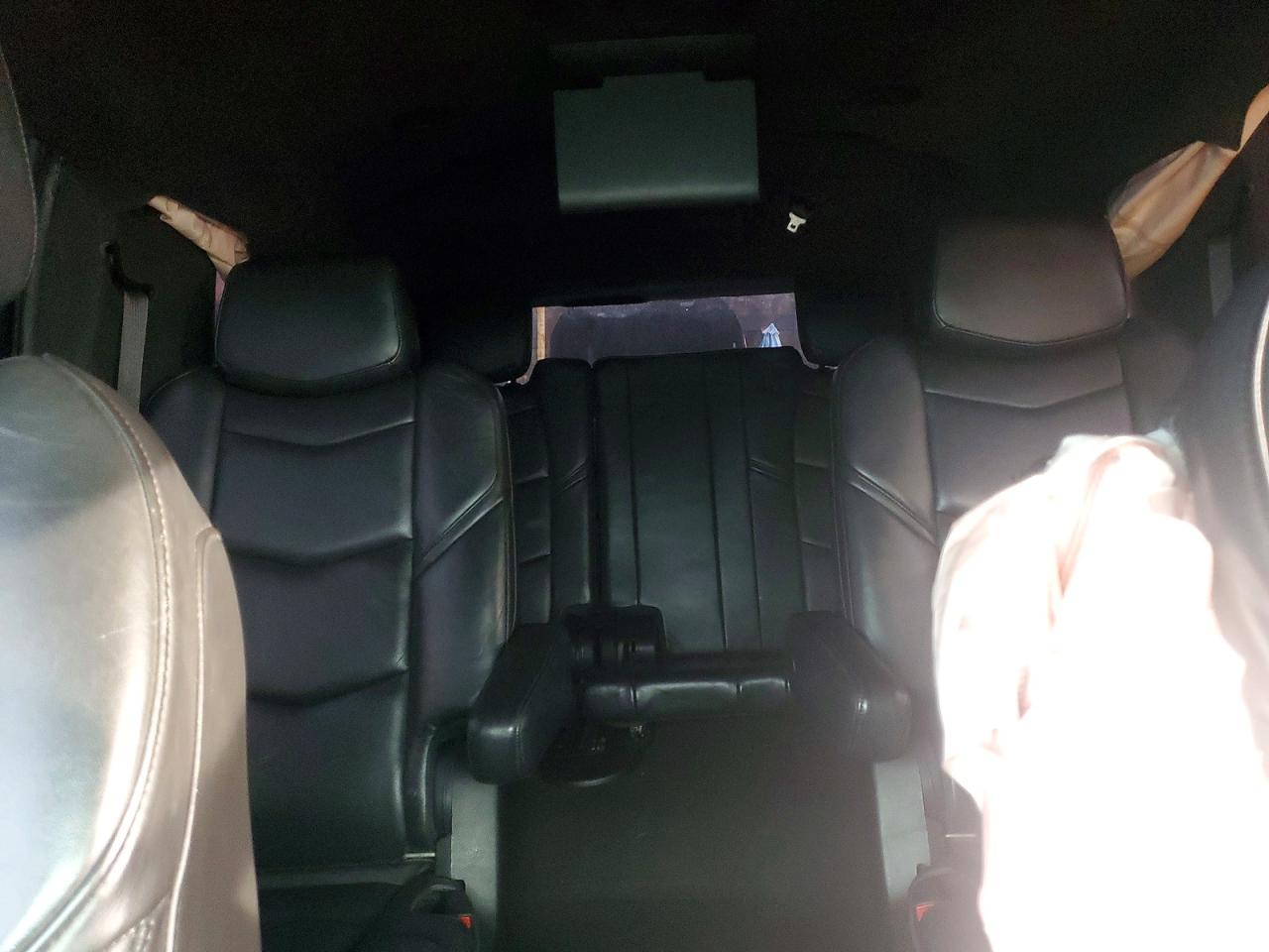 2019 CADILLAC ESCALADE ESV PLATINUM photo 19