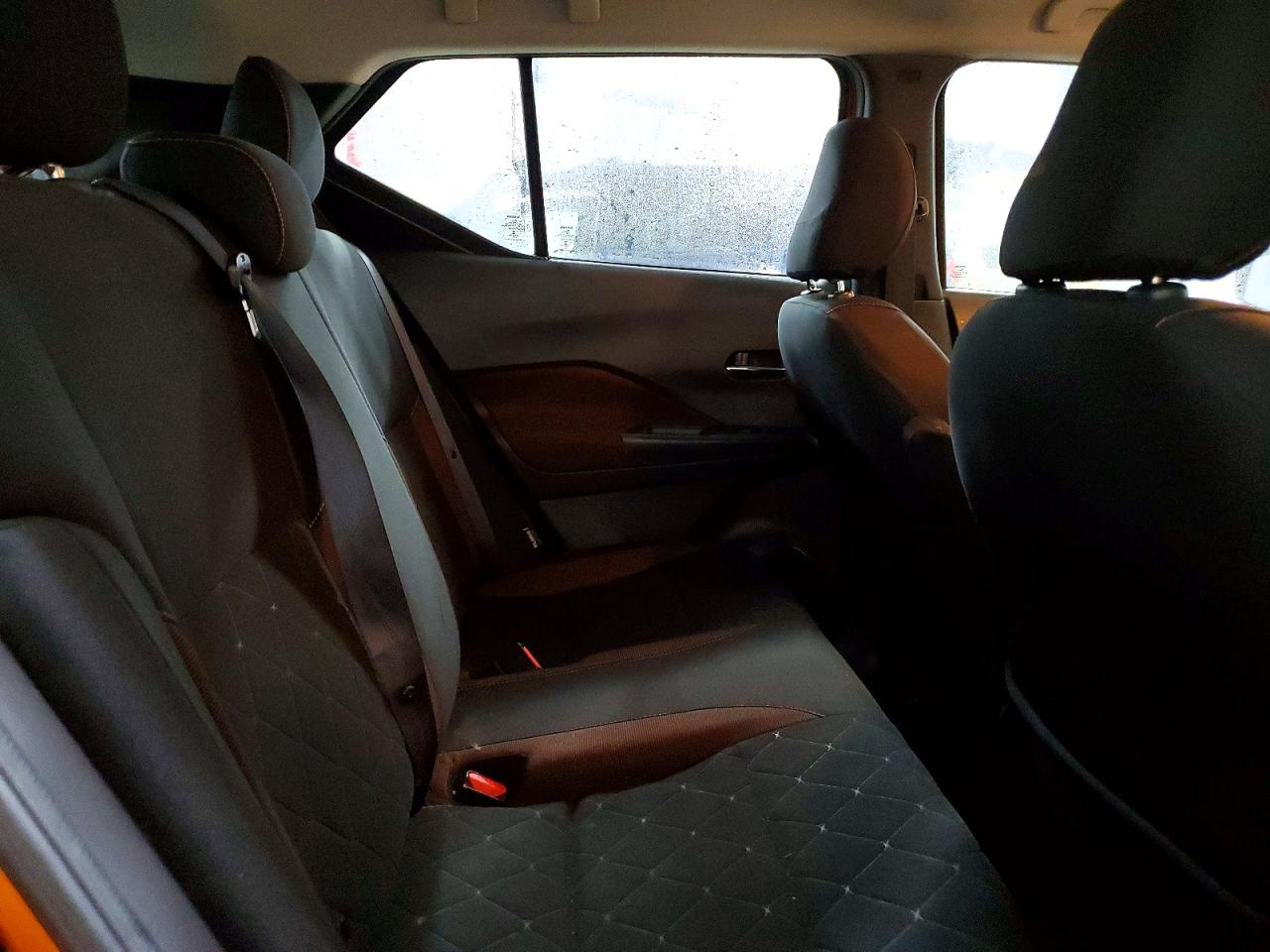 2020 NISSAN KICKS SR photo 19