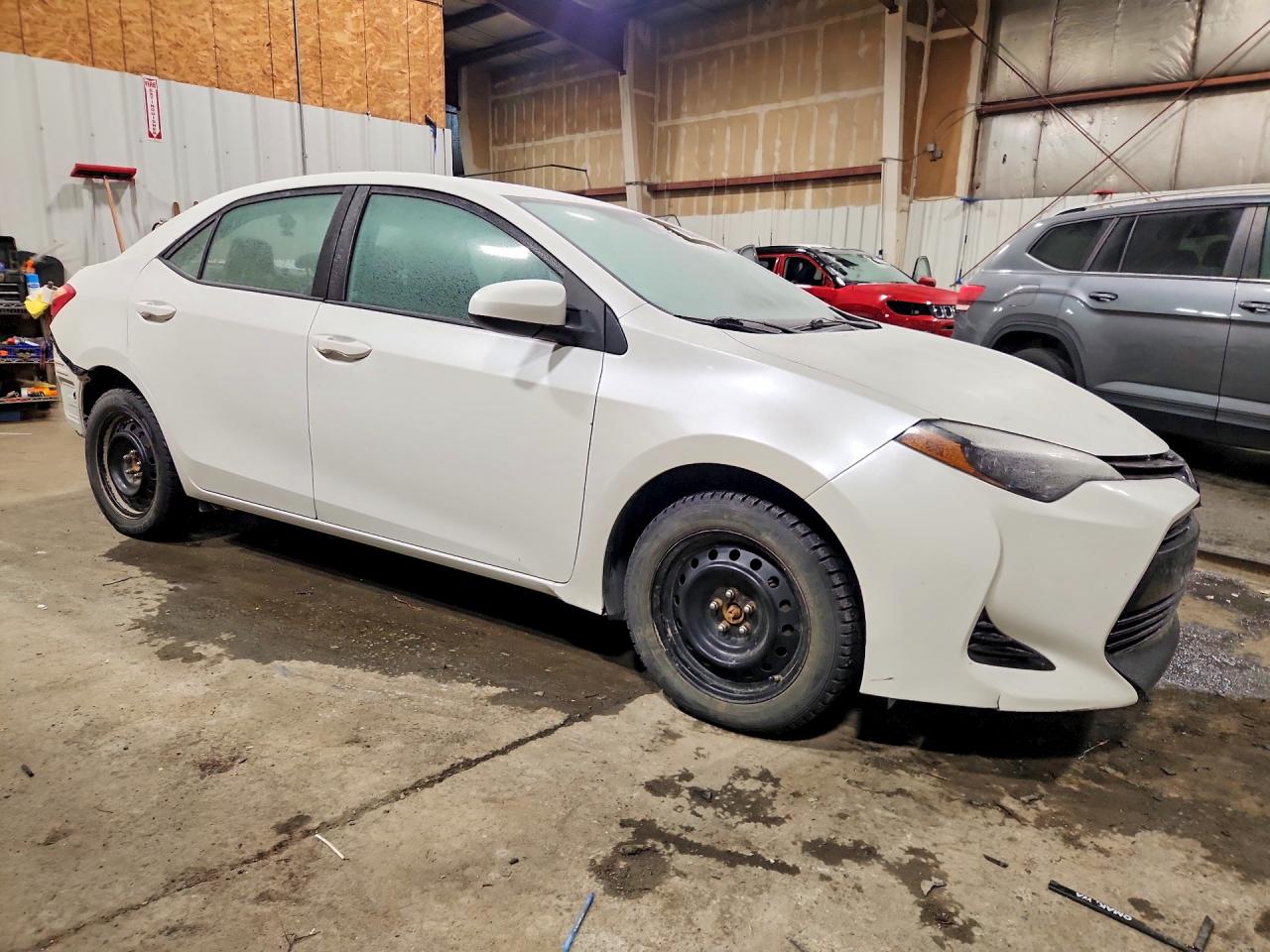 2017 TOYOTA COROLLA photo 7