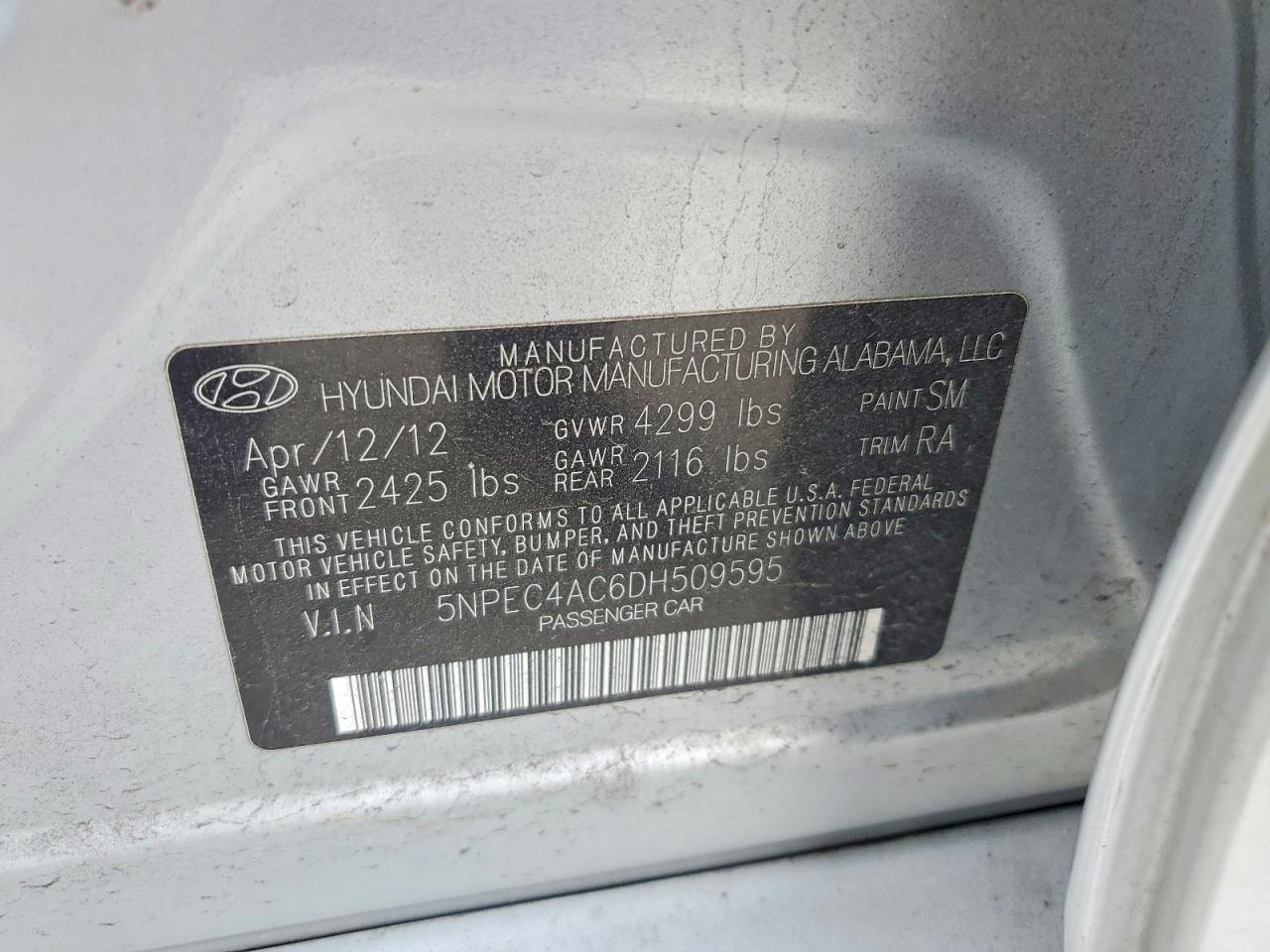 2013 HYUNDAI SONATA SE photo 23