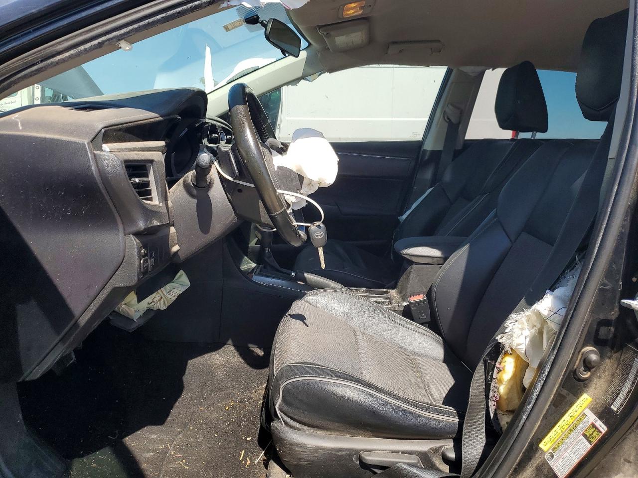 2016 TOYOTA COROLLA photo 13