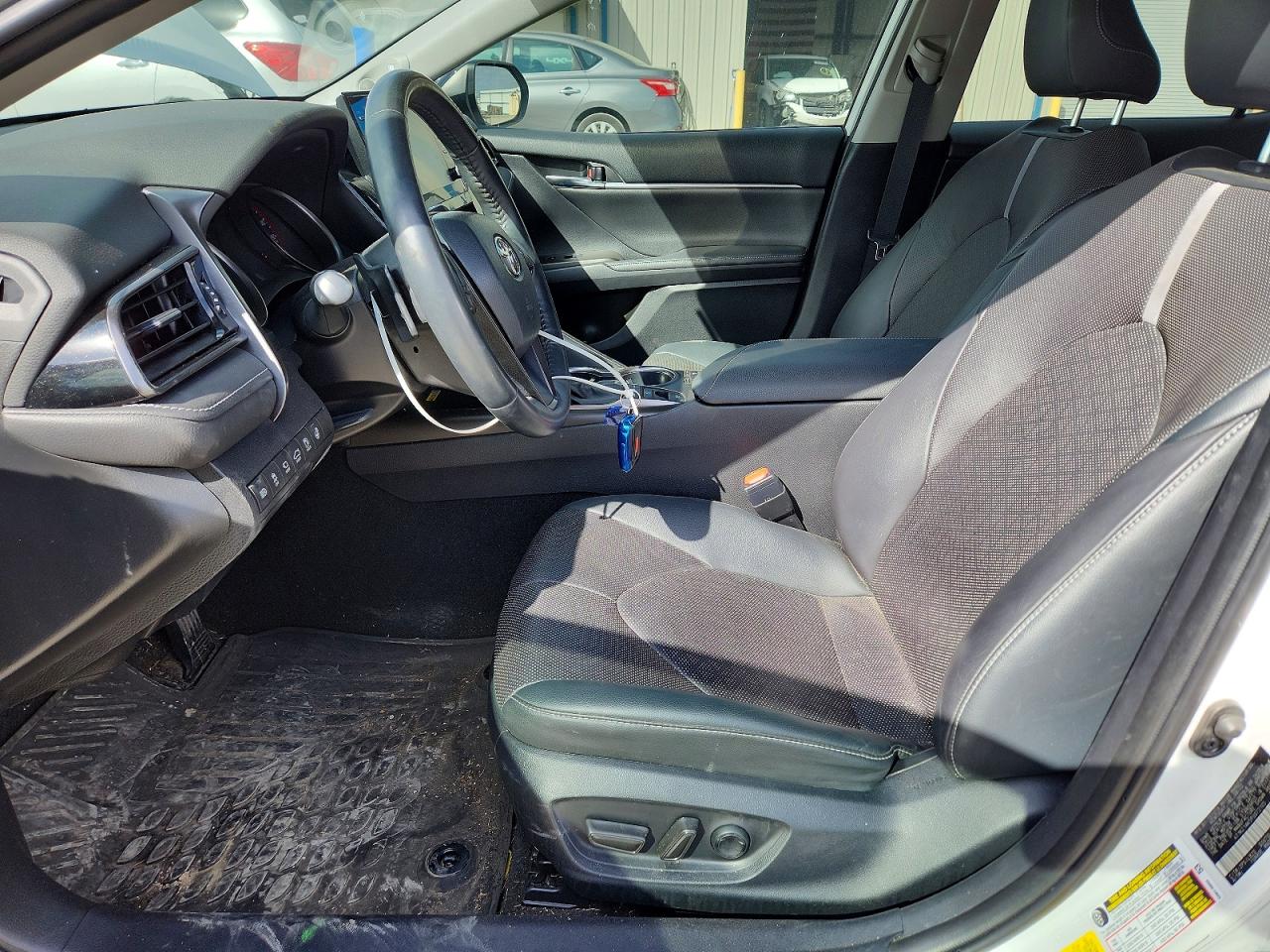 2023 TOYOTA CAMRY XSE photo 13