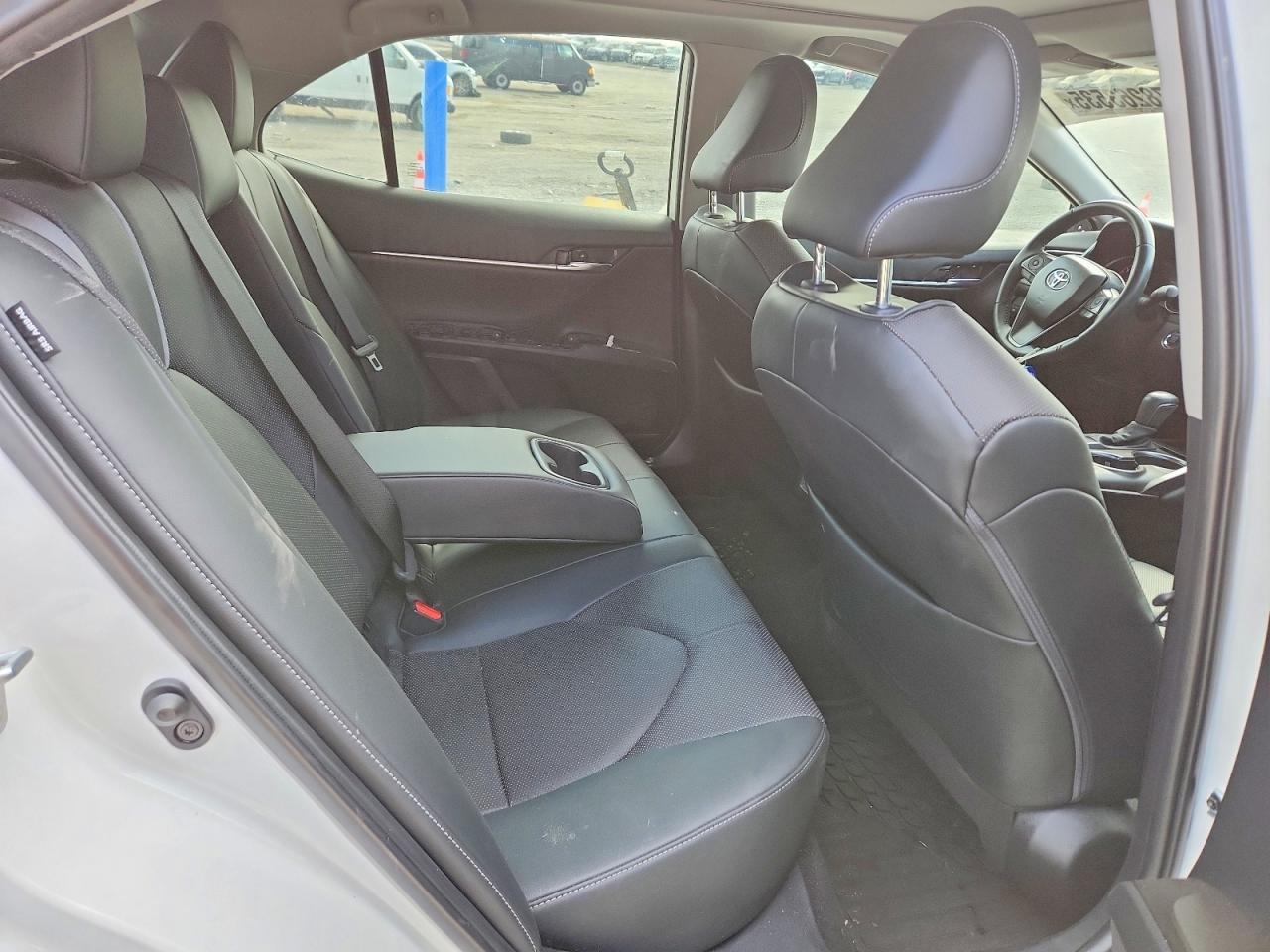 2023 TOYOTA CAMRY XSE photo 19