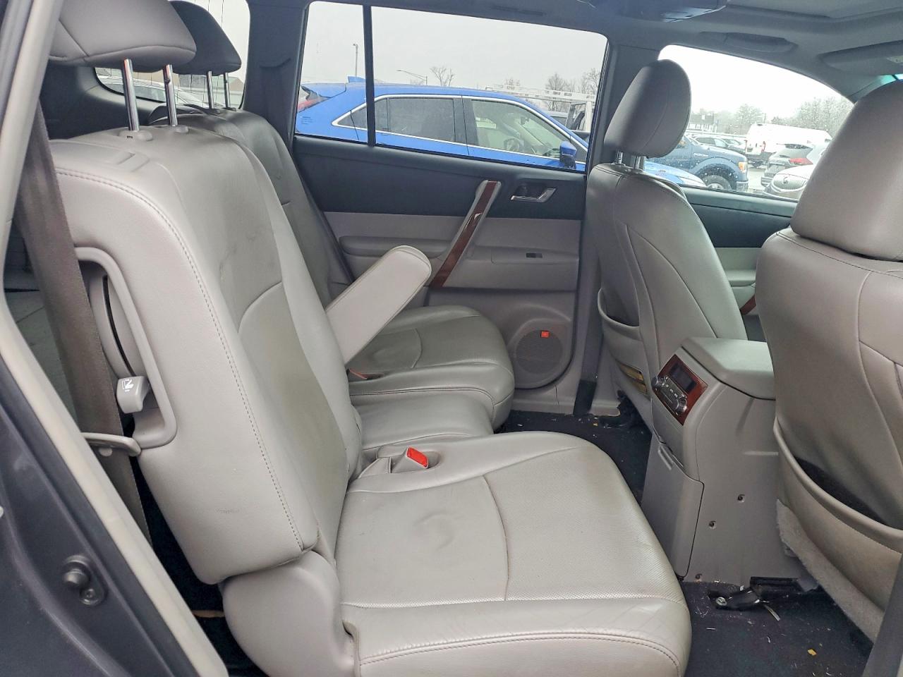 2013 TOYOTA HIGHLANDER LIMITED photo 11