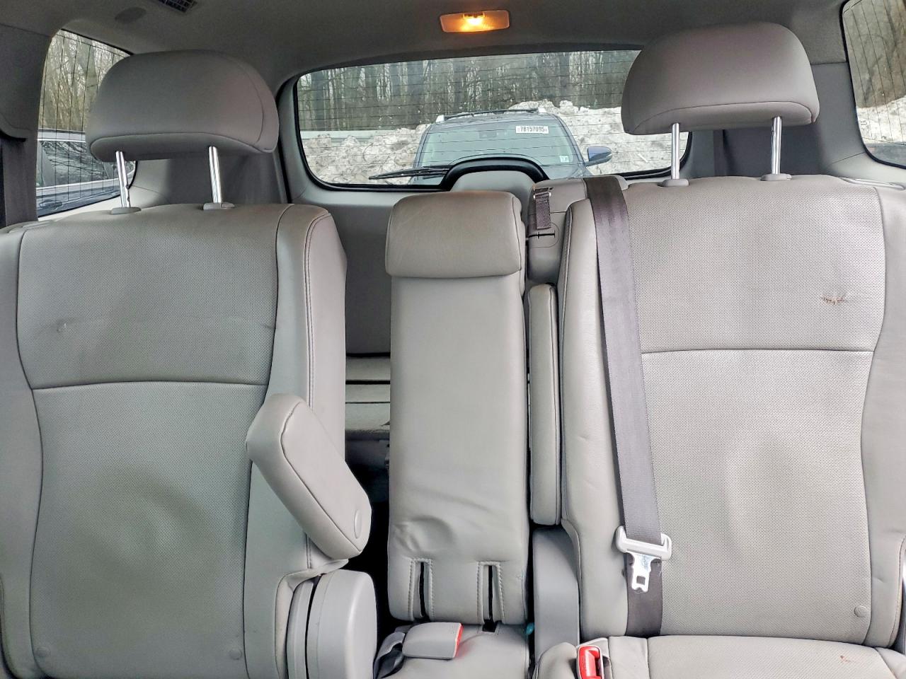 2013 TOYOTA HIGHLANDER LIMITED photo 10