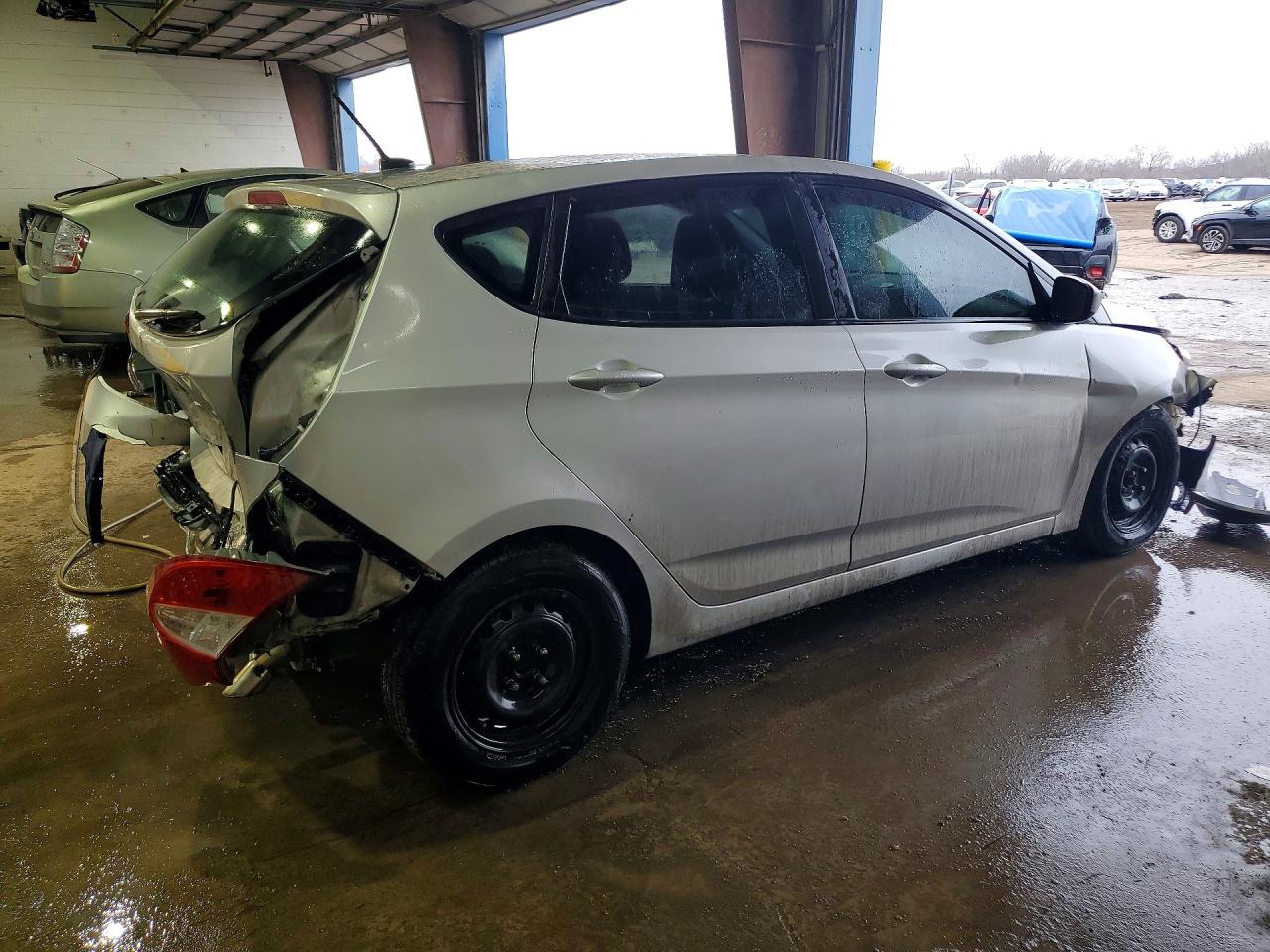2016 HYUNDAI ACCENT SE photo 3