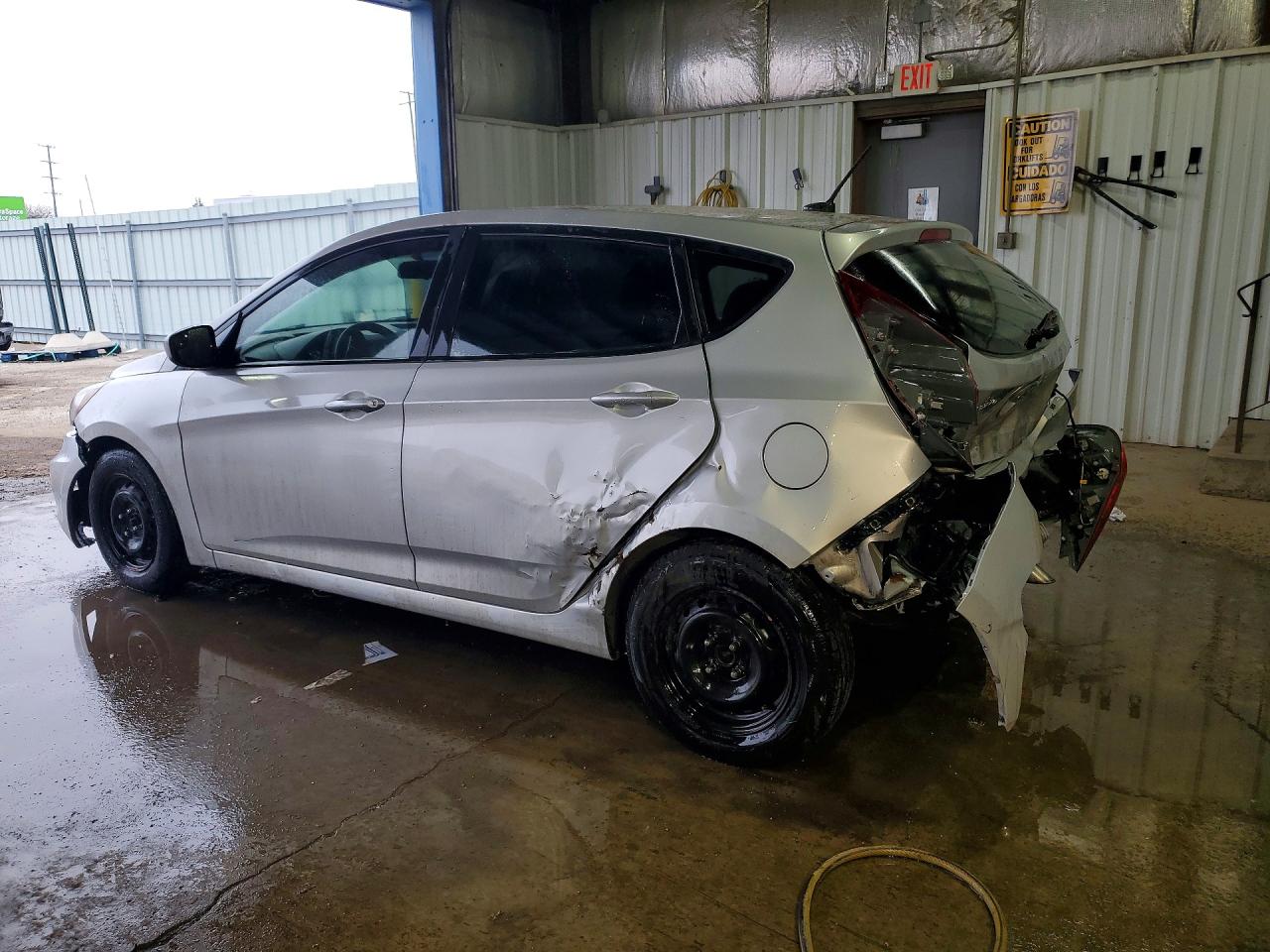 2016 HYUNDAI ACCENT SE photo 2