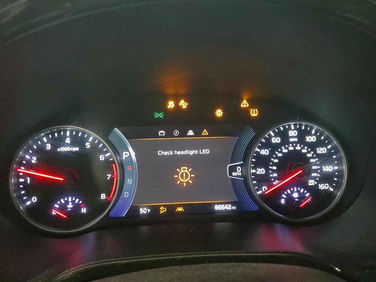 2021 KIA SELTOS SX TURBO photo 17