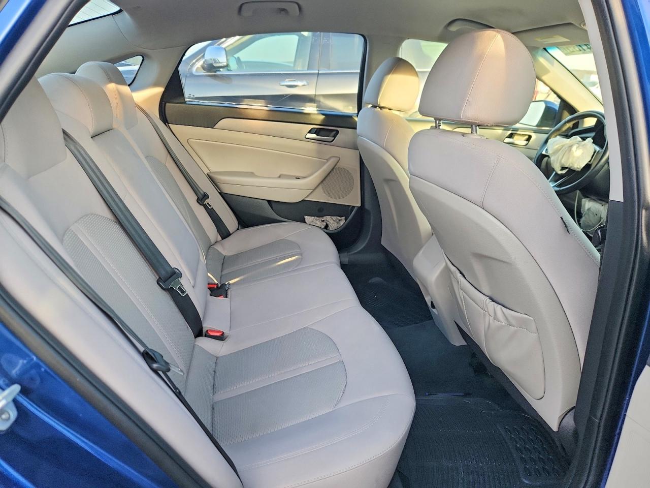 2018 HYUNDAI SONATA SEL photo 28