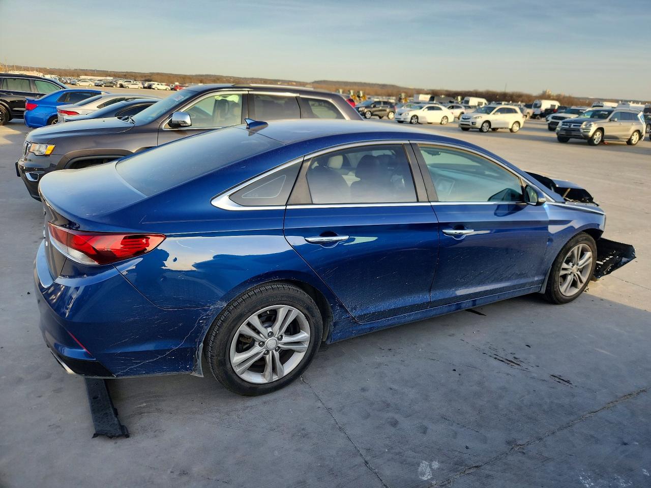 2018 HYUNDAI SONATA SEL photo 7