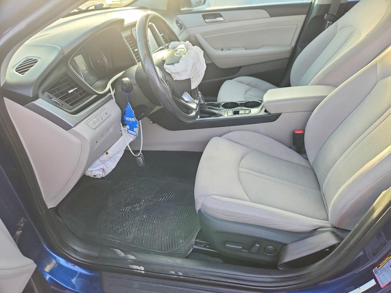 2018 HYUNDAI SONATA SEL photo 19