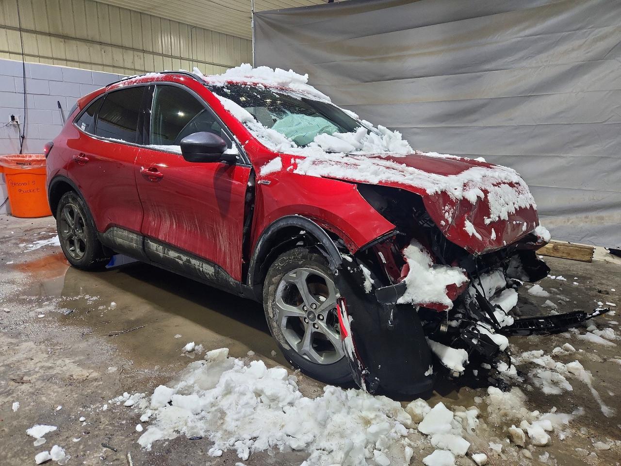 2025 FORD ESCAPE ST LINE photo 4