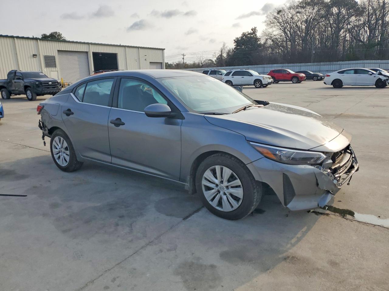 2024 NISSAN SENTRA photo 7