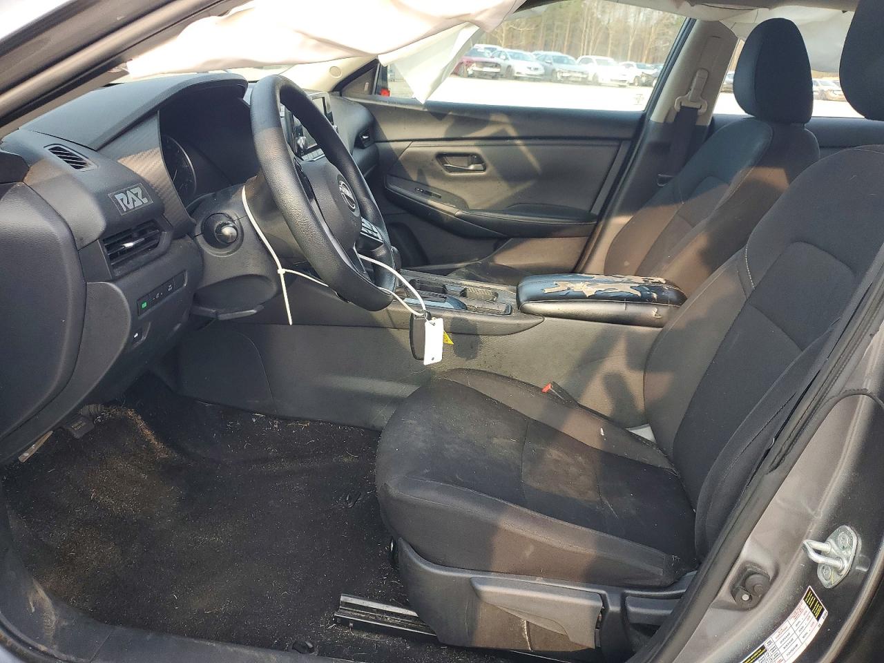 2024 NISSAN SENTRA photo 13