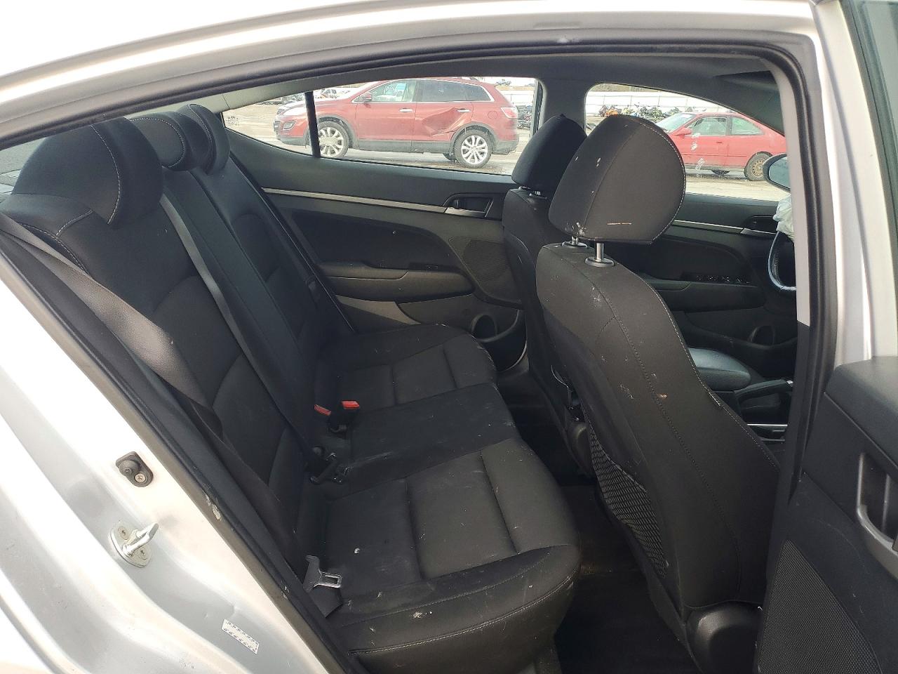 2018 HYUNDAI ELANTRA VALUE EDITION photo 19