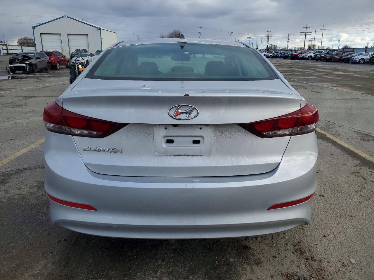 2018 HYUNDAI ELANTRA VALUE EDITION photo 11
