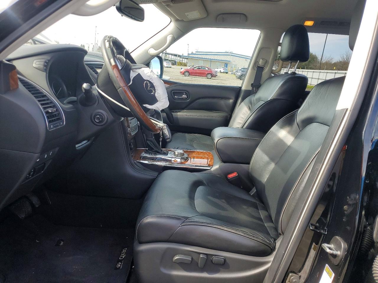 2018 INFINITI QX80 BASE photo 13
