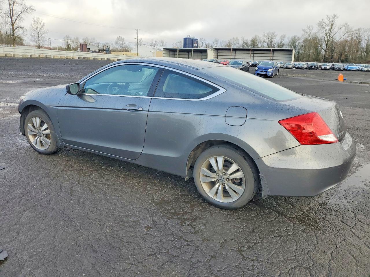 2011 HONDA ACCORD LX-S photo 2
