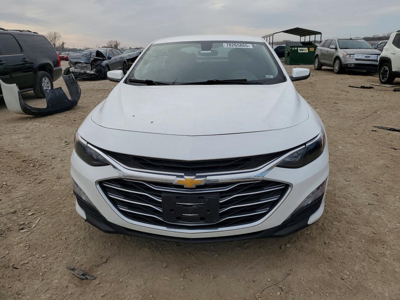 2021 CHEVROLET MALIBU LT photo 9
