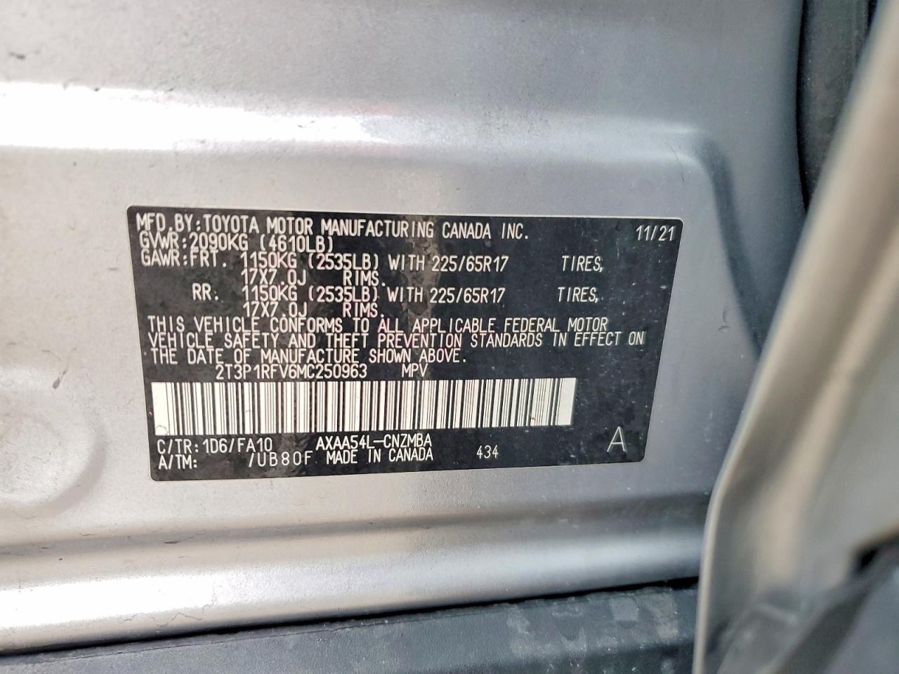 2021 TOYOTA RAV4 XLE photo 13