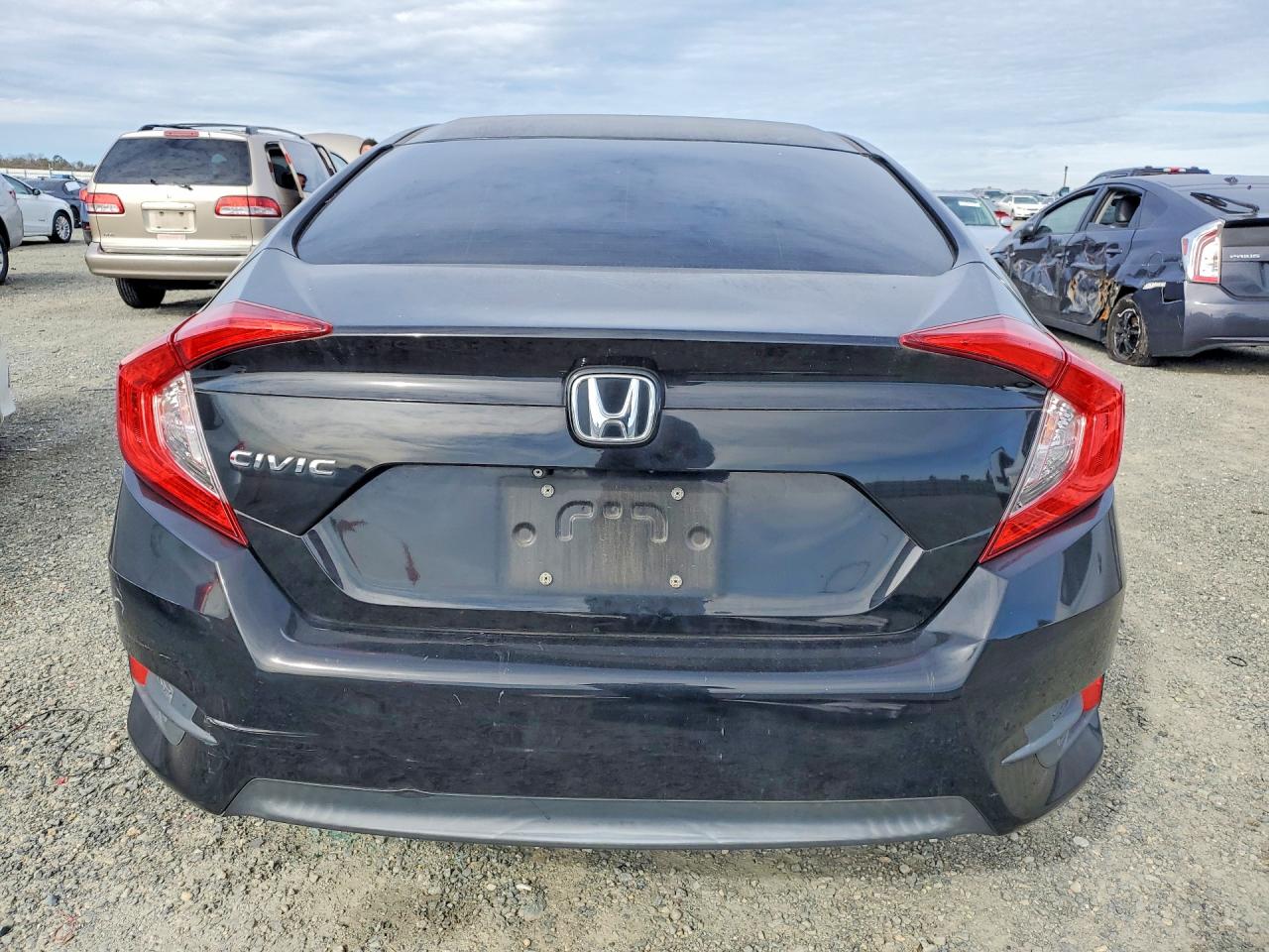 2016 HONDA CIVIC LX photo 6