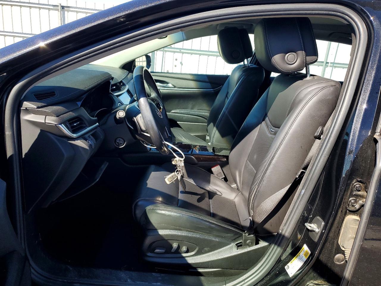 2013 CADILLAC XTS photo 19