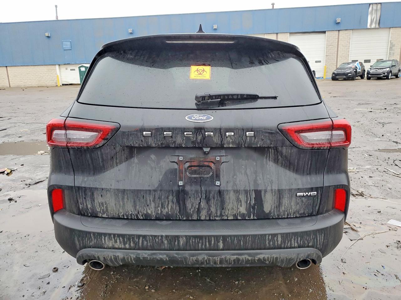 2025 FORD ESCAPE ST LINE photo 11