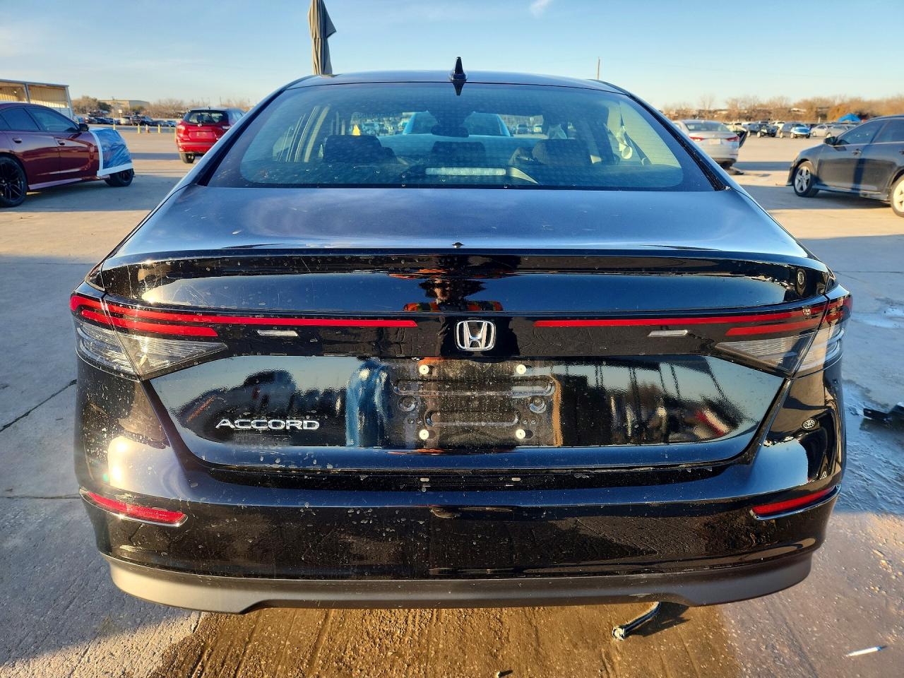 2025 HONDA ACCORD LX photo 11