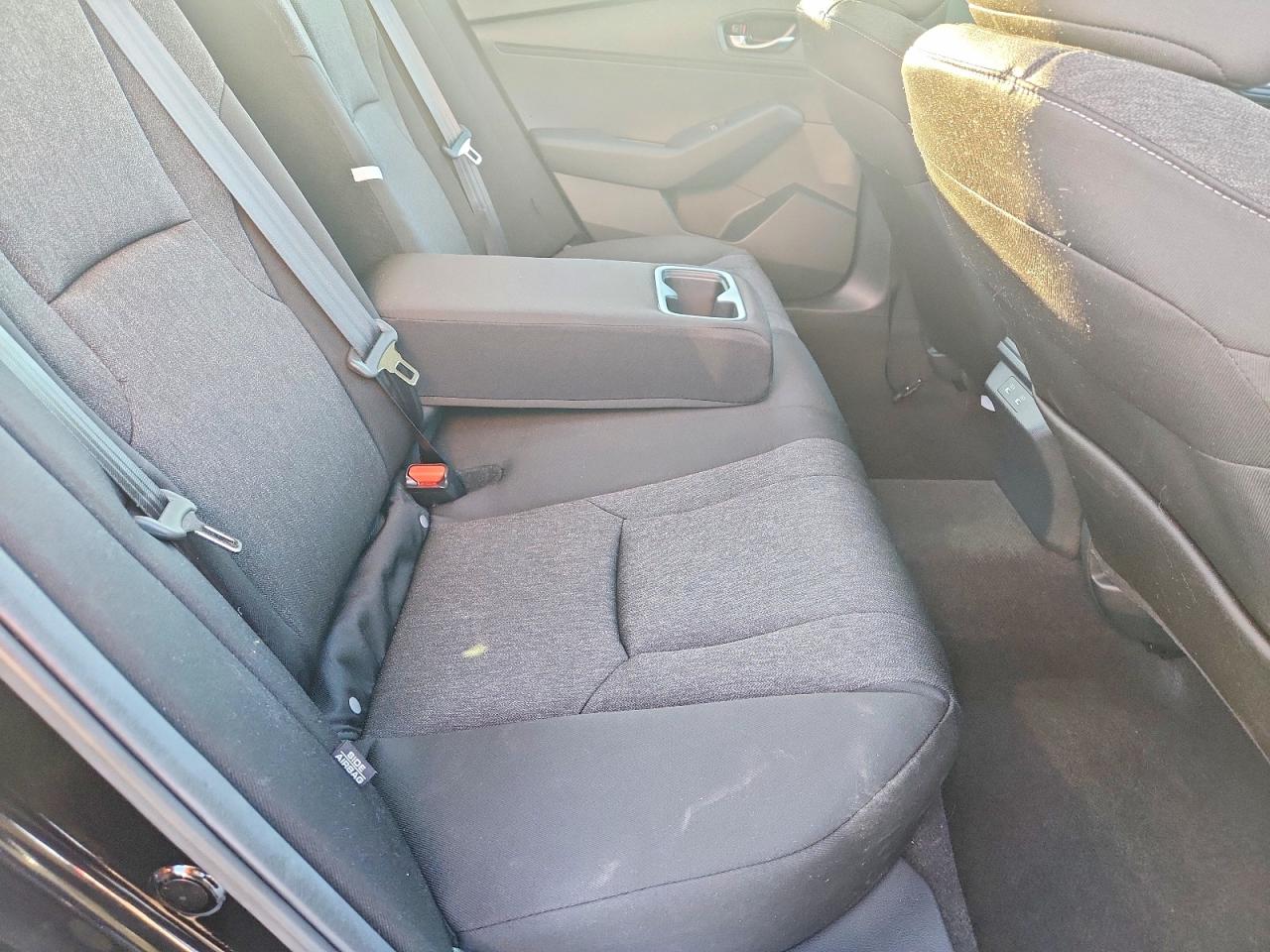 2025 HONDA ACCORD LX photo 19
