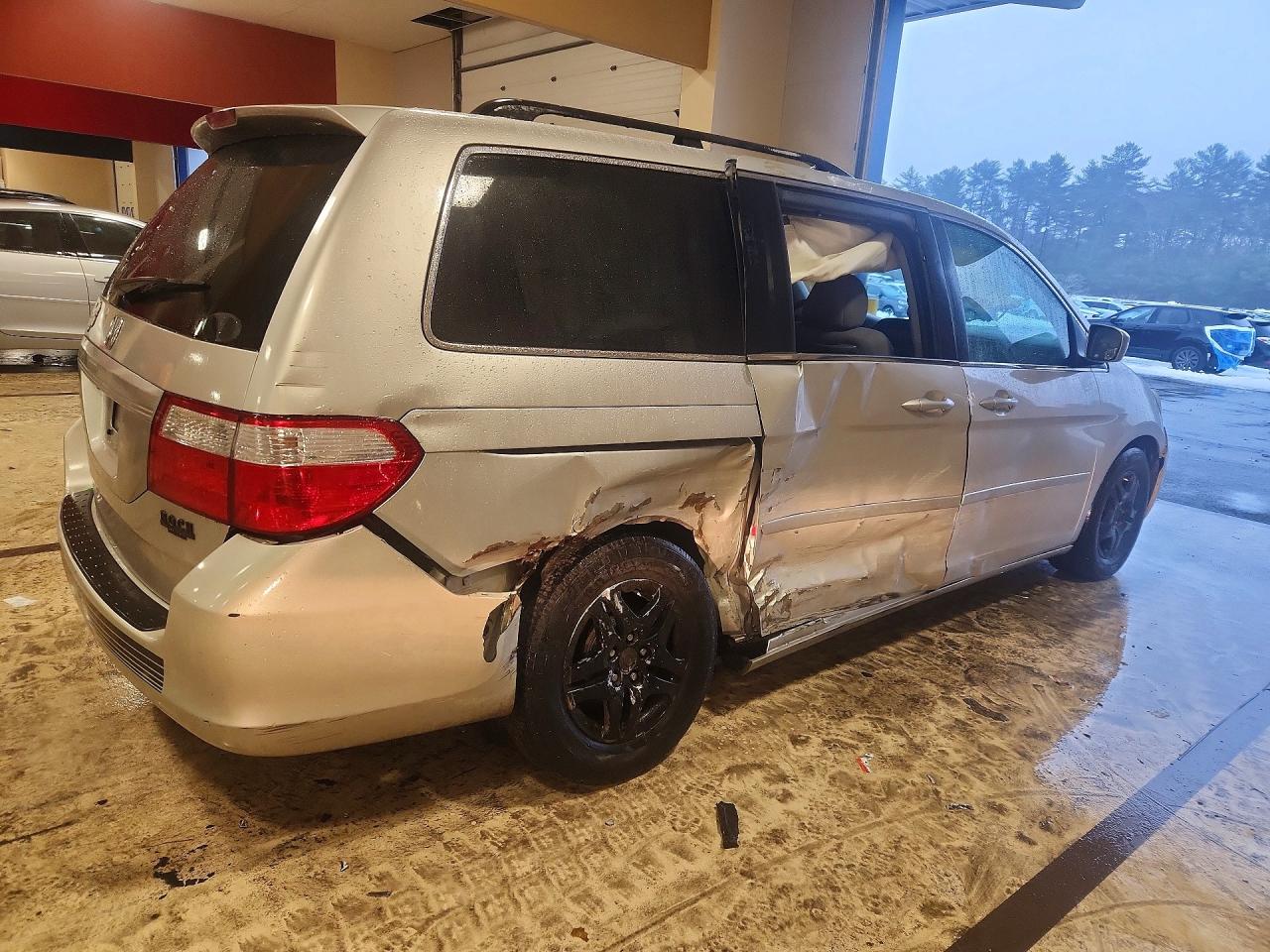 2006 HONDA ODYSSEY EX photo 3