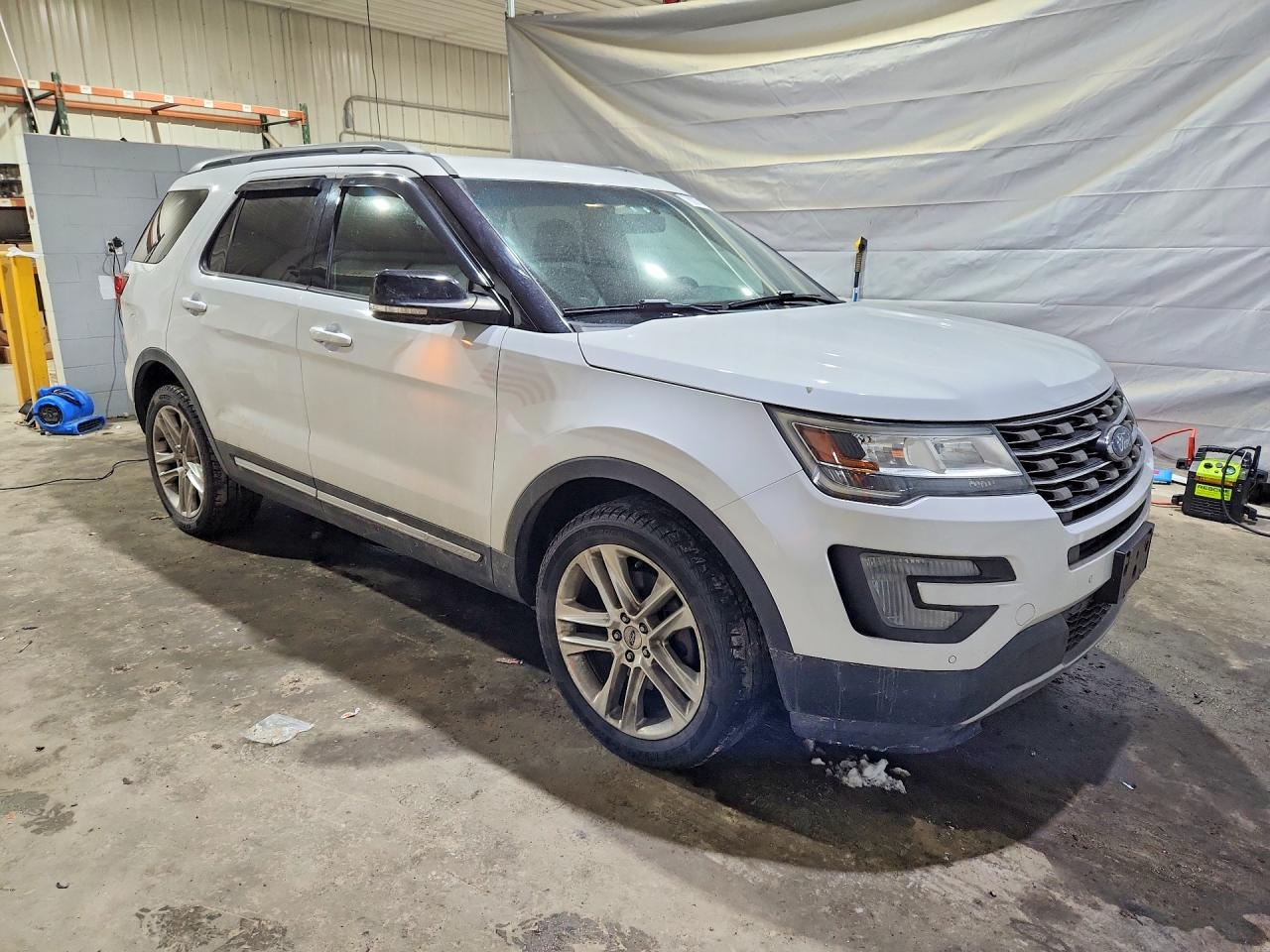 2016 FORD EXPLORER XLT photo 7