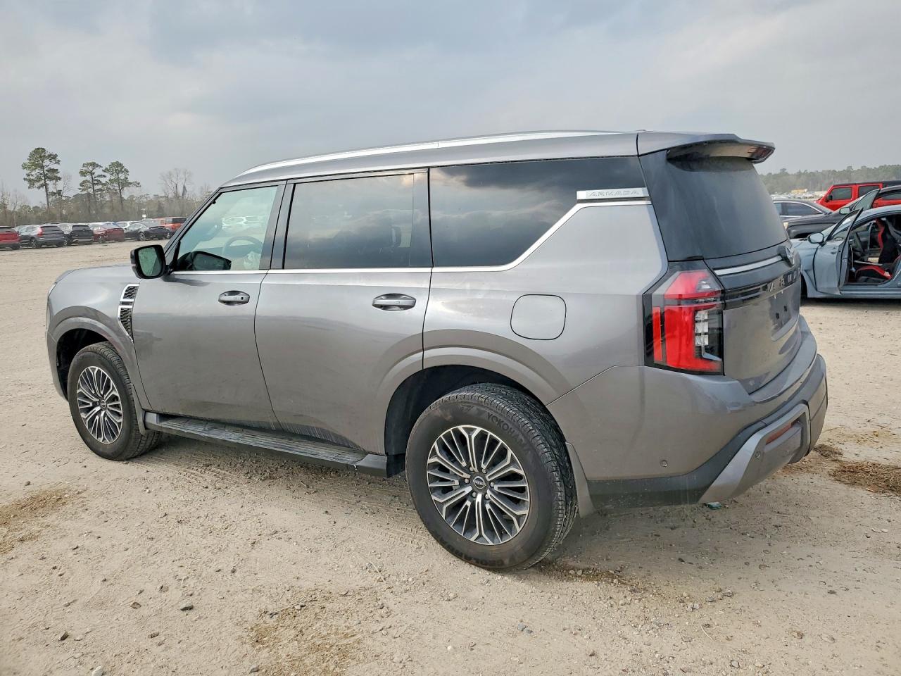 2025 NISSAN ARMADA SL photo 3