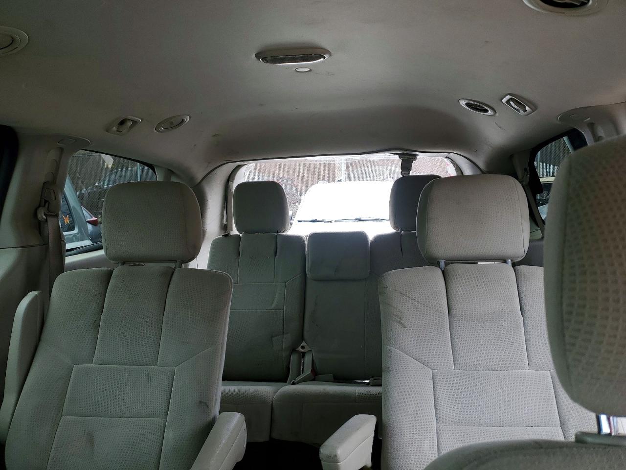 2013 DODGE GRAND CARAVAN SE photo 28