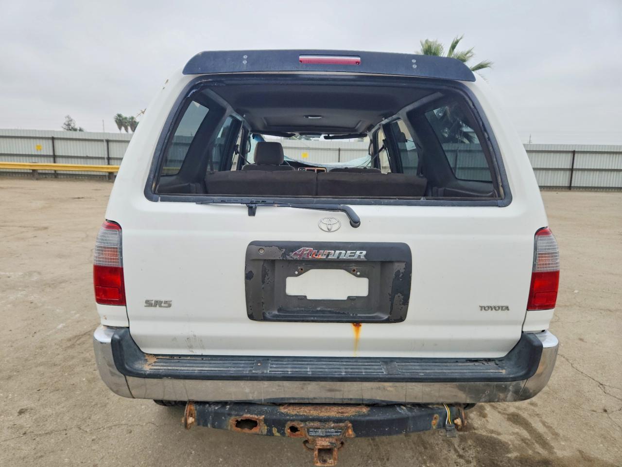 1997 TOYOTA 4RUNNER SR5 photo 11