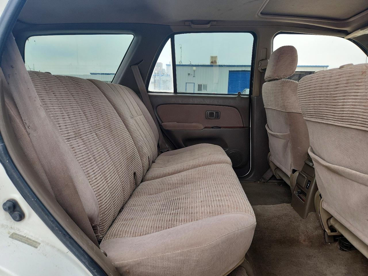 1997 TOYOTA 4RUNNER SR5 photo 19