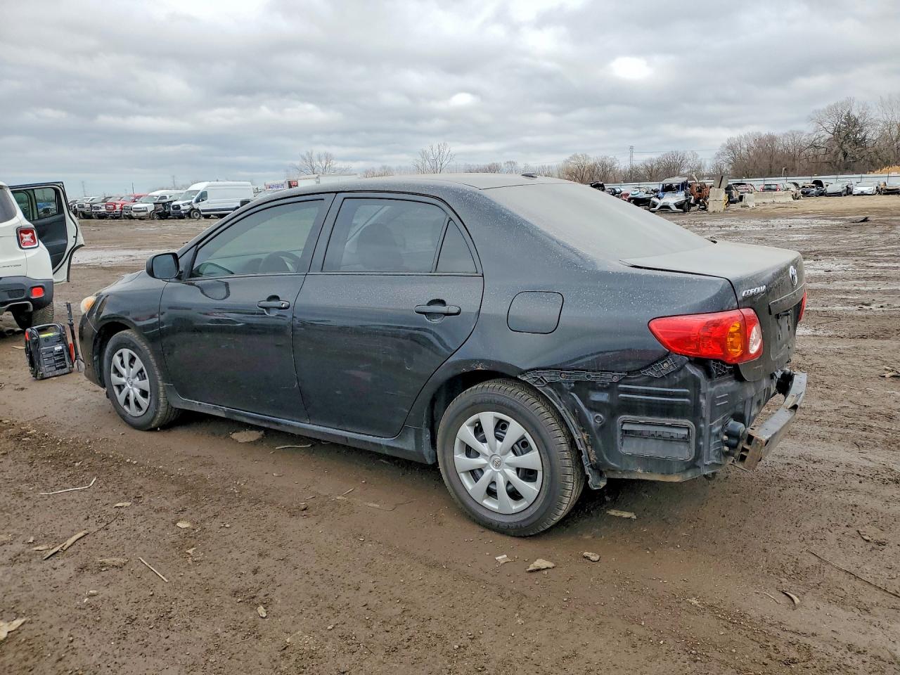 2009 TOYOTA COROLLA BASE photo 3