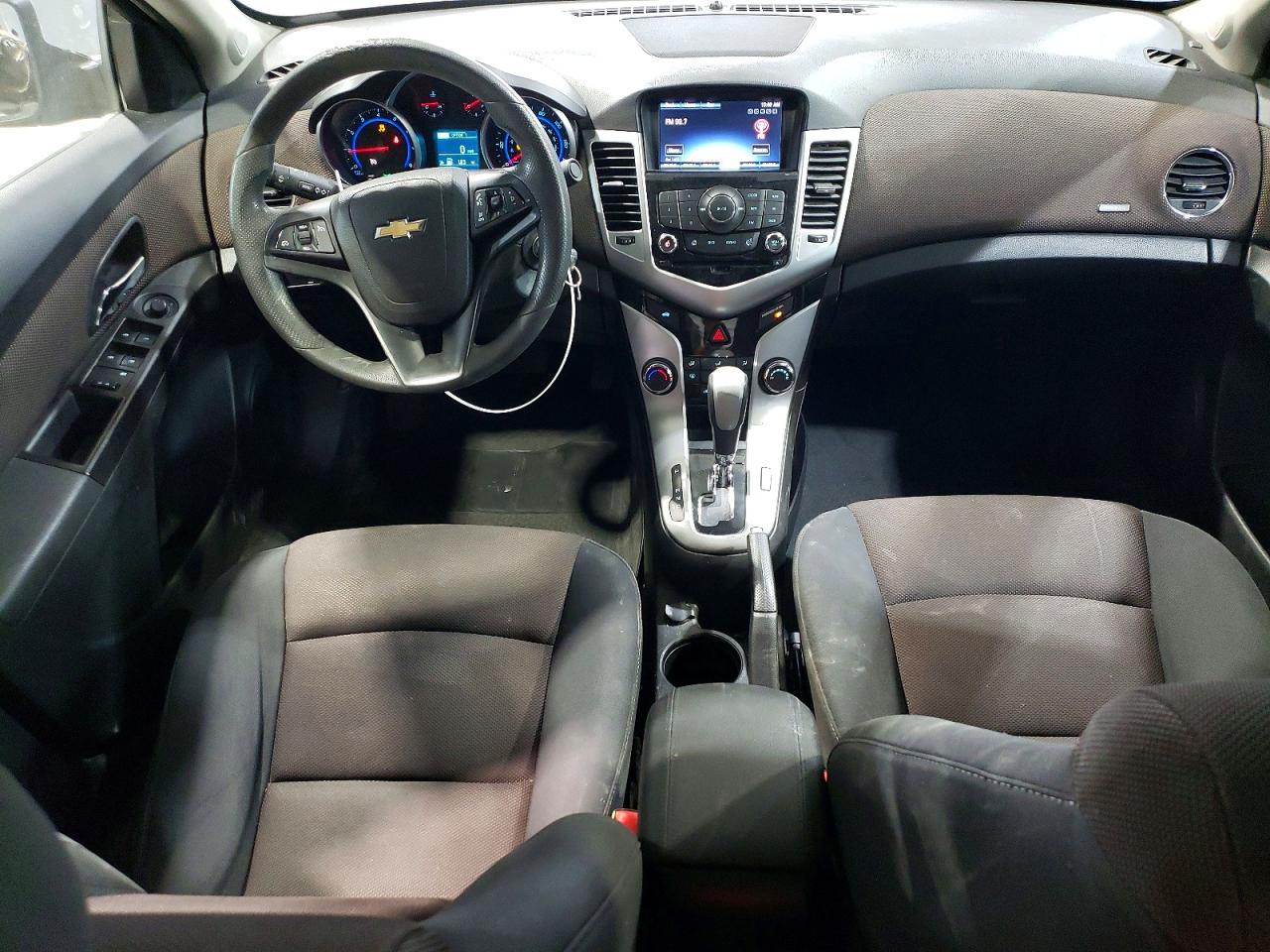 2016 CHEVROLET CRUZE LIMITED LT photo 8